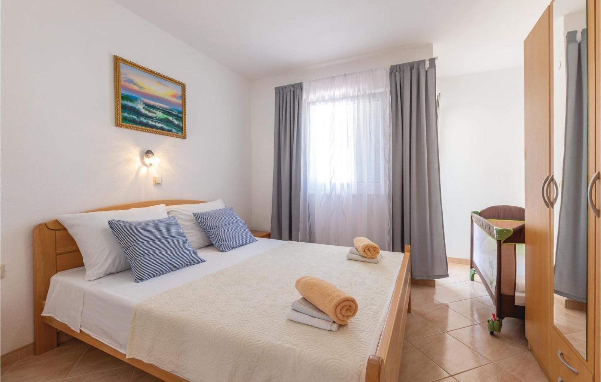 Stunning Apartment In Sevid With Kitchen Dış mekan fotoğraf