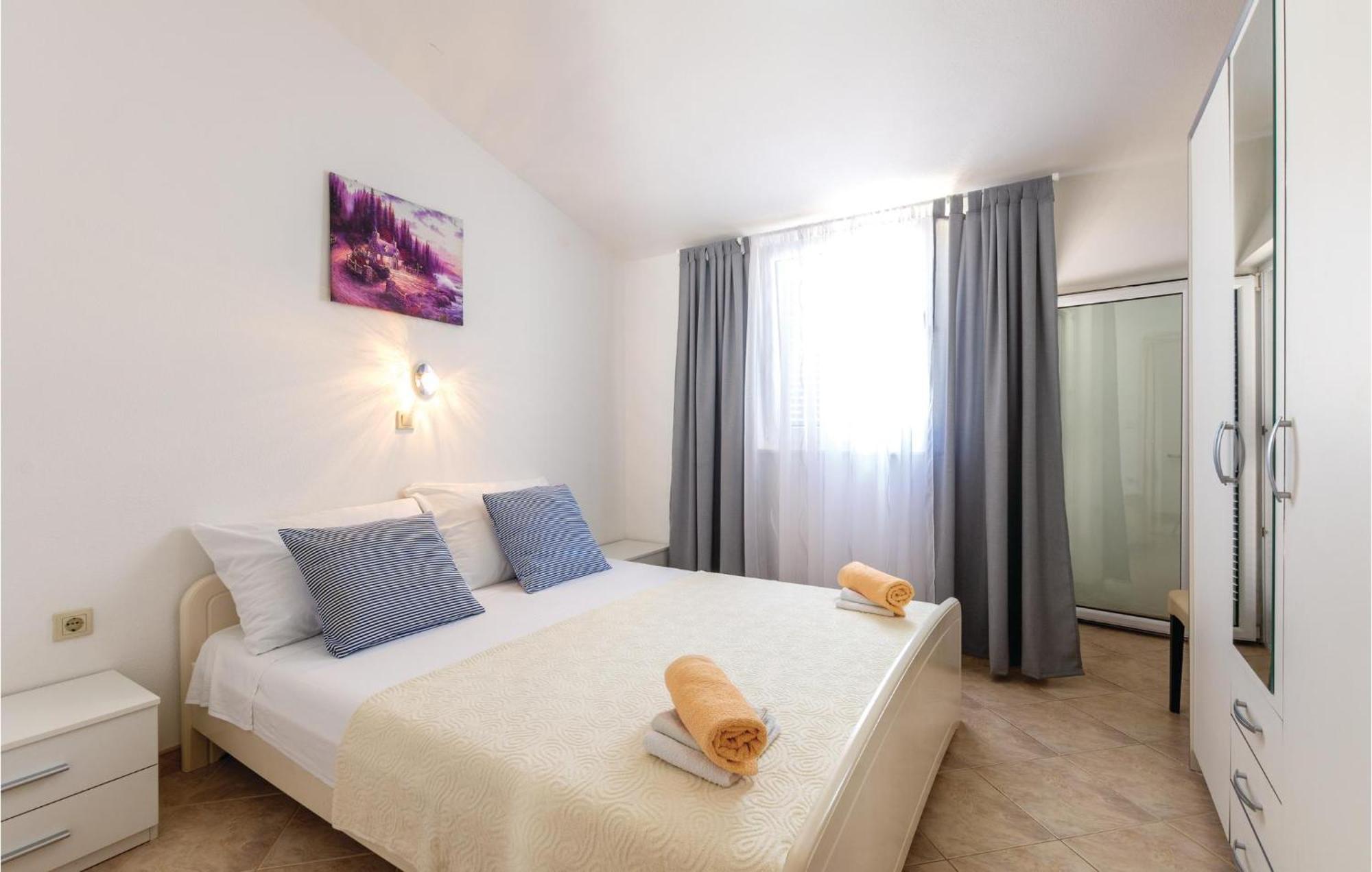 Stunning Apartment In Sevid With Kitchen Dış mekan fotoğraf