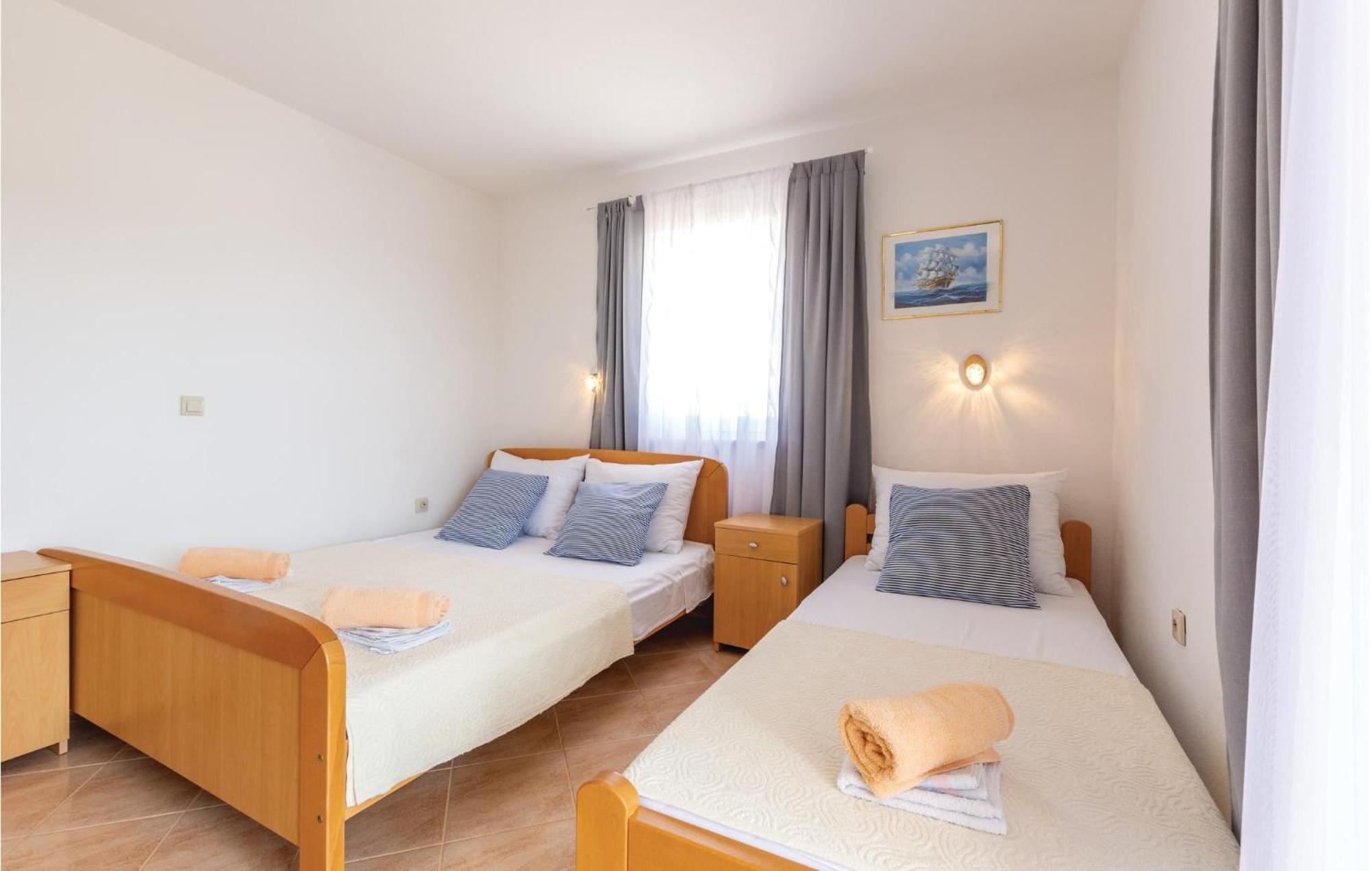 Stunning Apartment In Sevid With Kitchen Dış mekan fotoğraf
