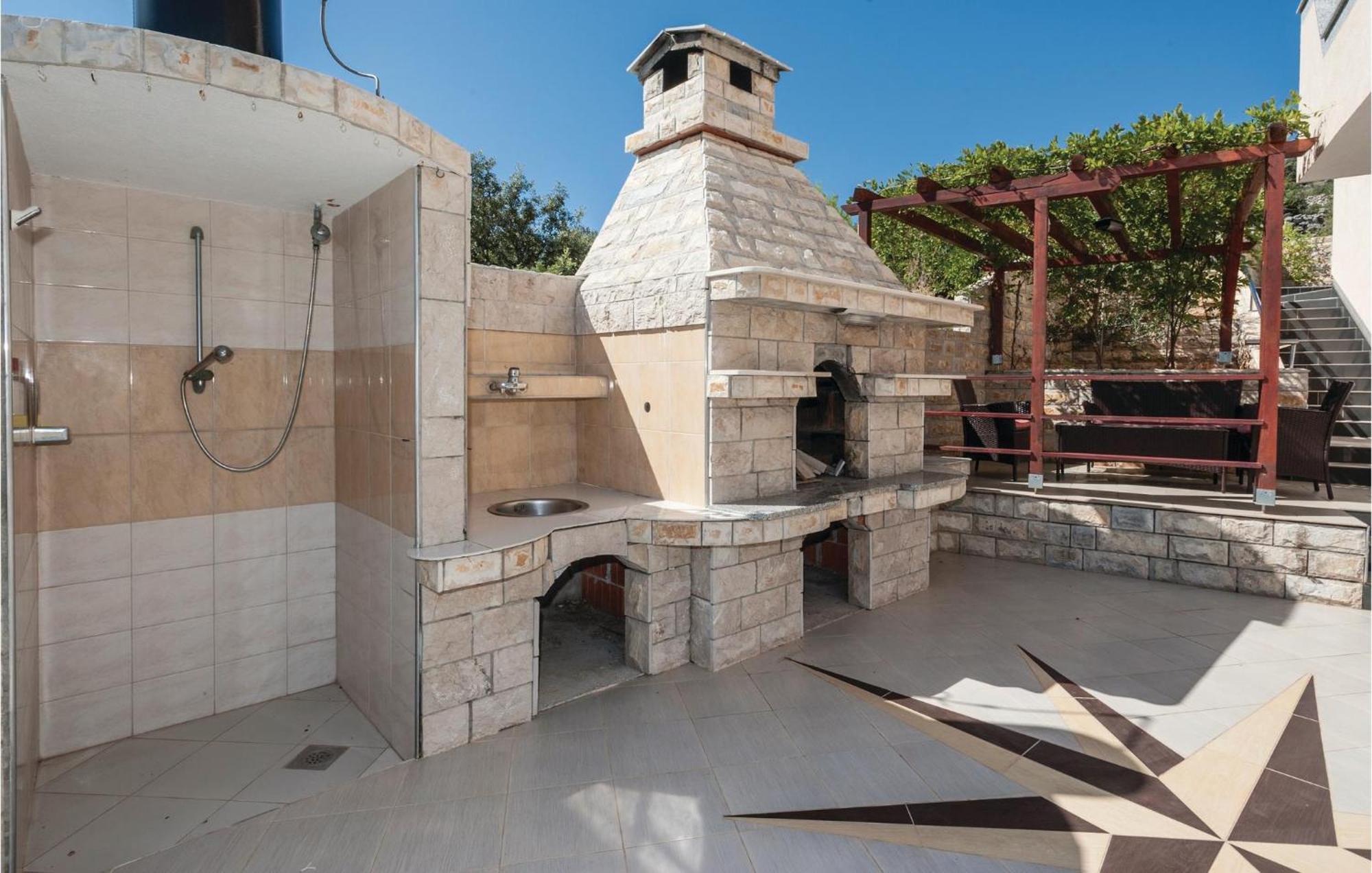 Stunning Apartment In Sevid With Kitchen Dış mekan fotoğraf